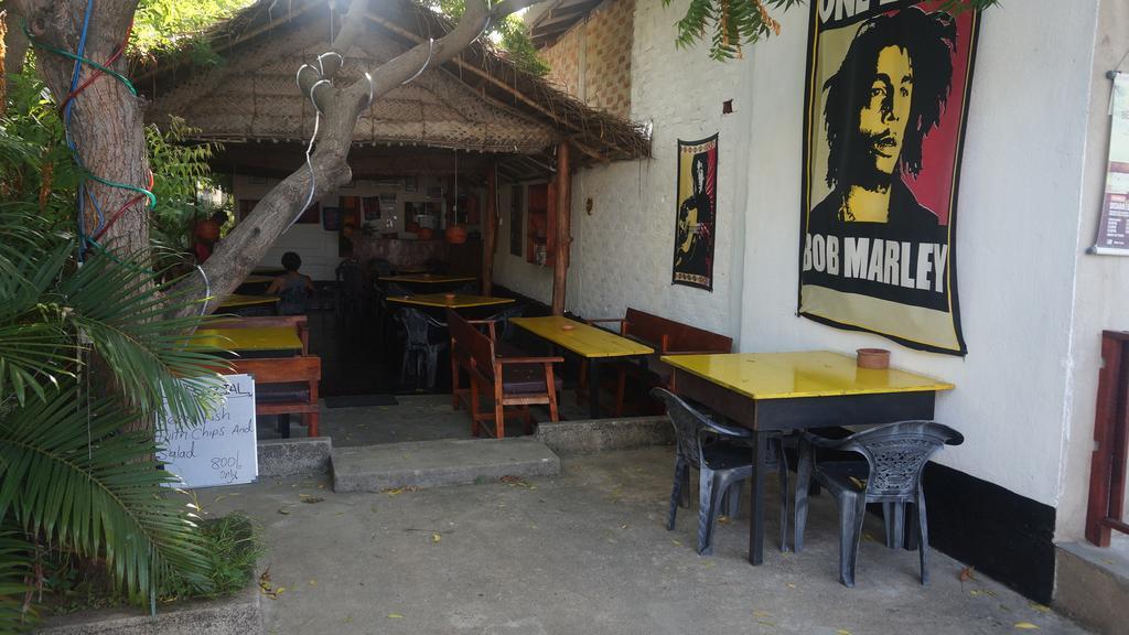 Zimbay Guest House Arugam Bay Exterior foto